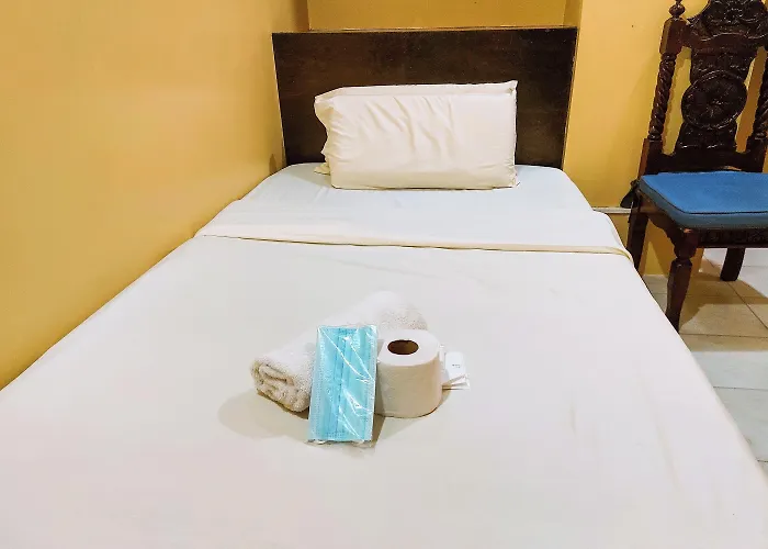 Juliano Hotel