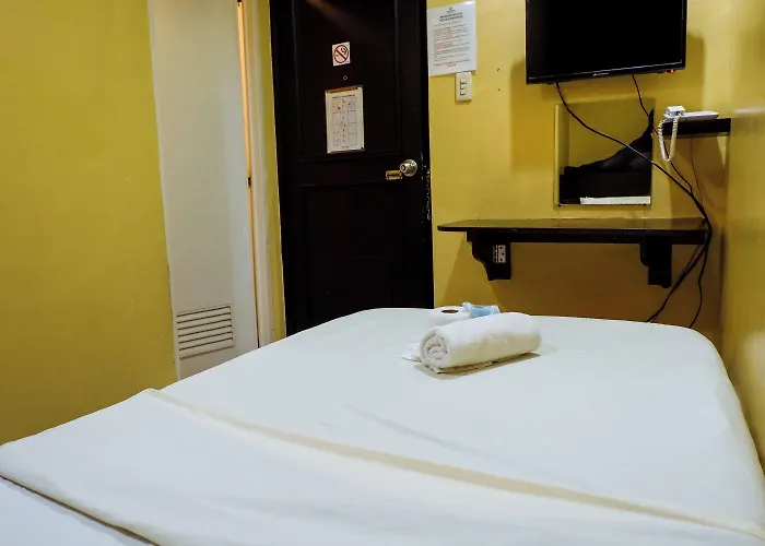 Juliano Hotel