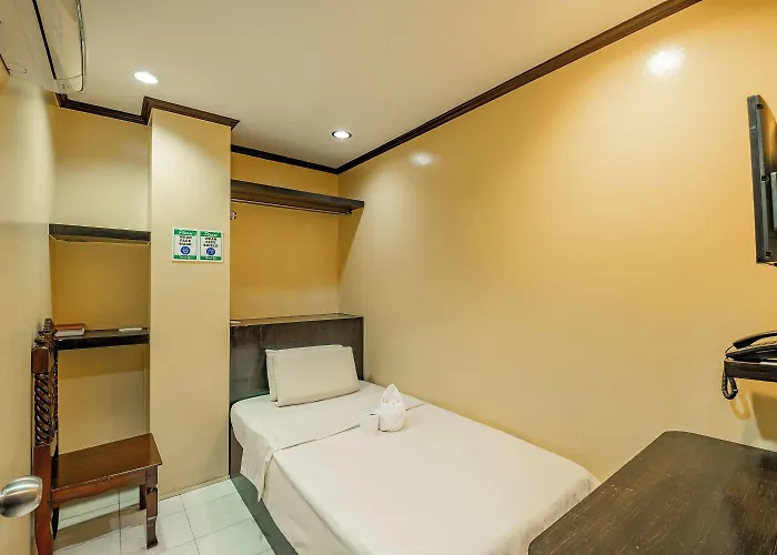 Juliano Hotel